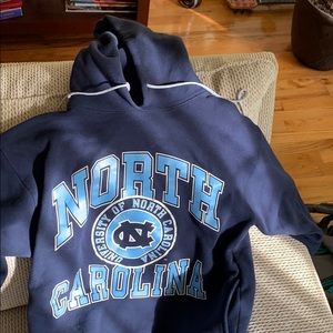 North Carolina sweatshirt never worn